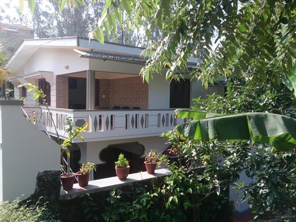 Dhruva Homestay Madikeri Esterno foto